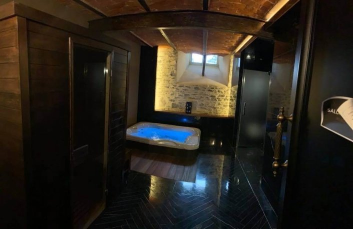 Espace Spa Sauna Hammam Jacuzzi au Château de Maubreuil - Rêve de Piscine & Spa Nantes Carquefou La Baule (44)