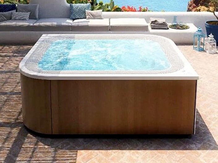 Virtus - Gamme Italian Design - Spa Jacuzzi® - Rêve de Piscine & Spa Nantes Carquefou La Baule (44)